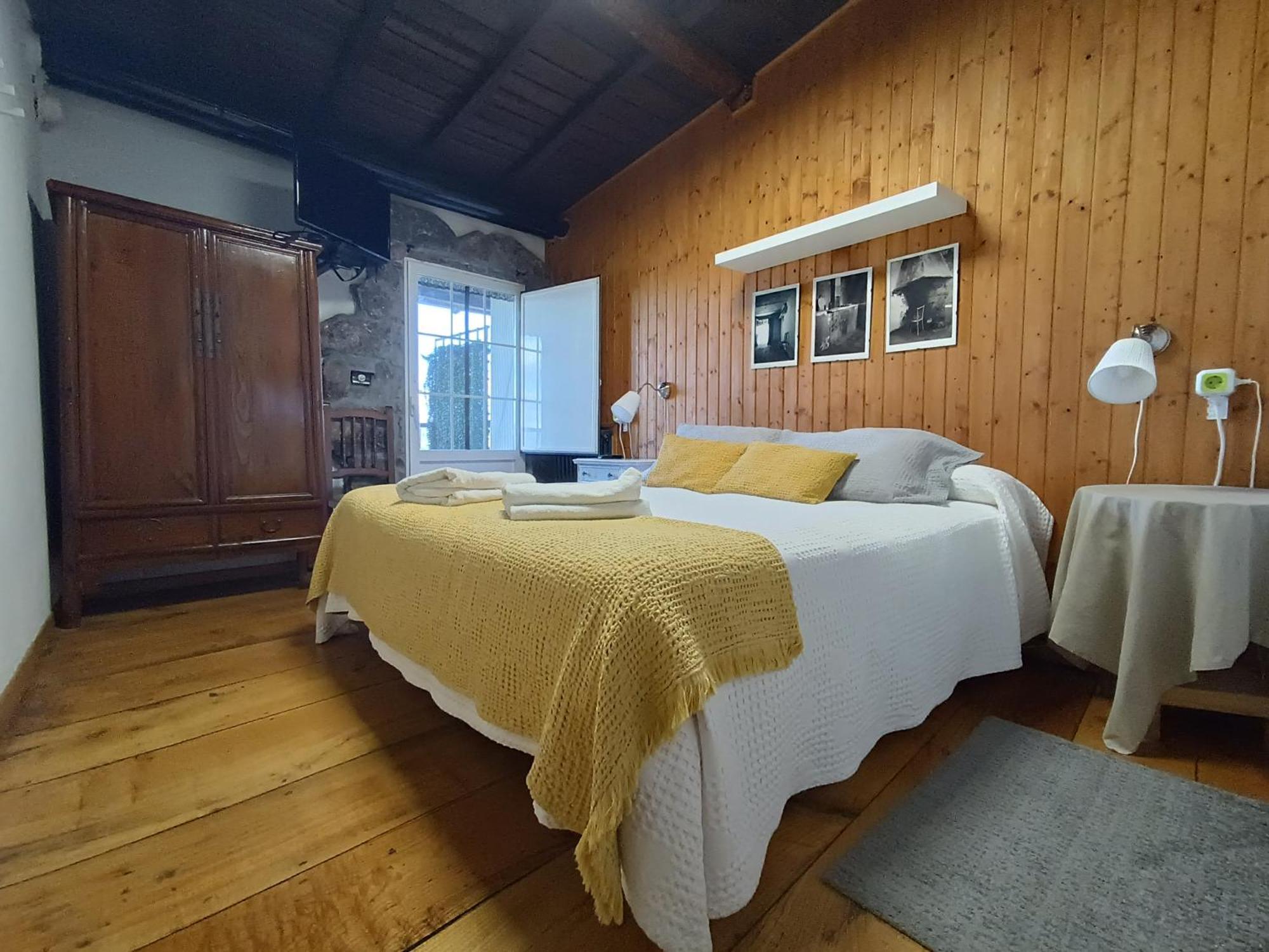 Casa de Campo Casa Dos Muros Y Actividades En La Ribeira Sacra