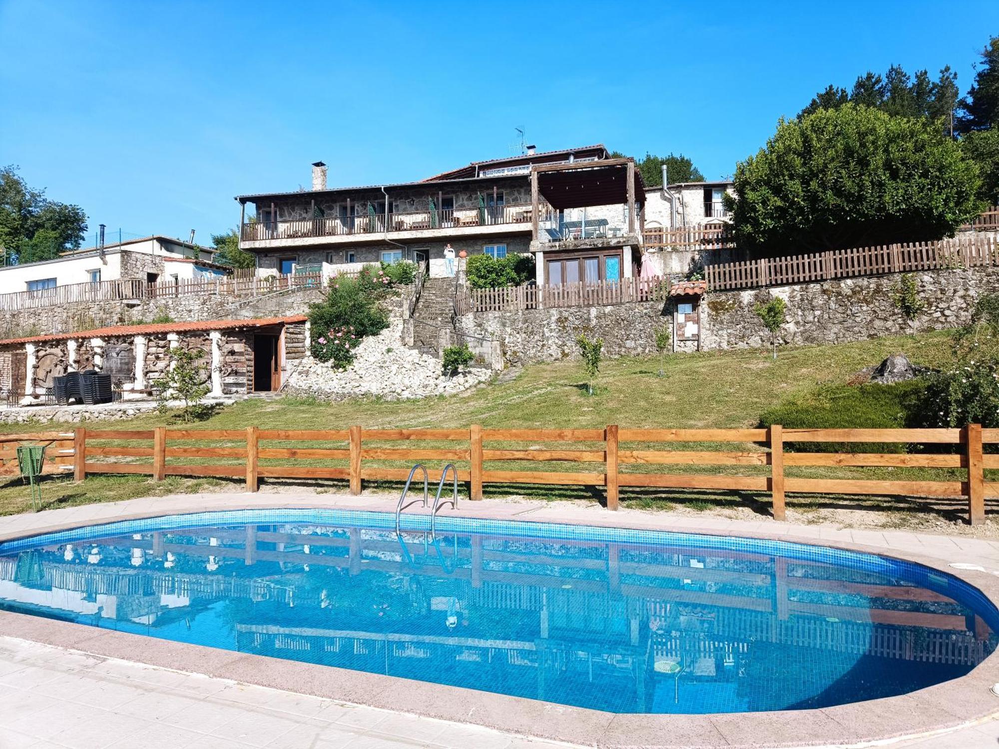Casa Dos Muros Y Actividades En La Ribeira Sacra *
